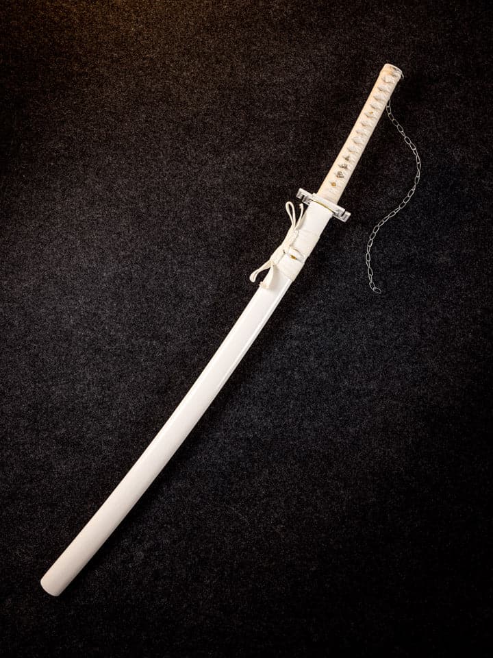 Battle-Ready White Ichigo Kurosaki Bankai Katana (SHARP) - Image 4