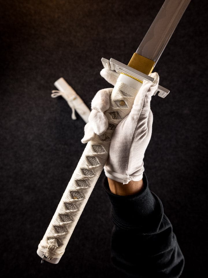 Battle-Ready White Ichigo Kurosaki Bankai Katana (SHARP) - Image 6
