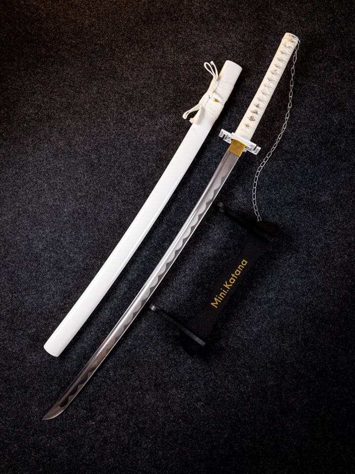 Battle-Ready White Ichigo Kurosaki Bankai Katana (SHARP) - Image 9