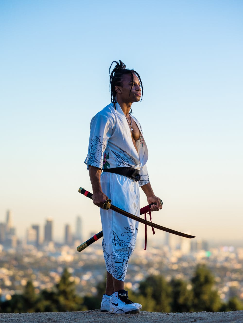 Battle-Ready Zoro's Black Enma Katana (SHARP) - Image 5
