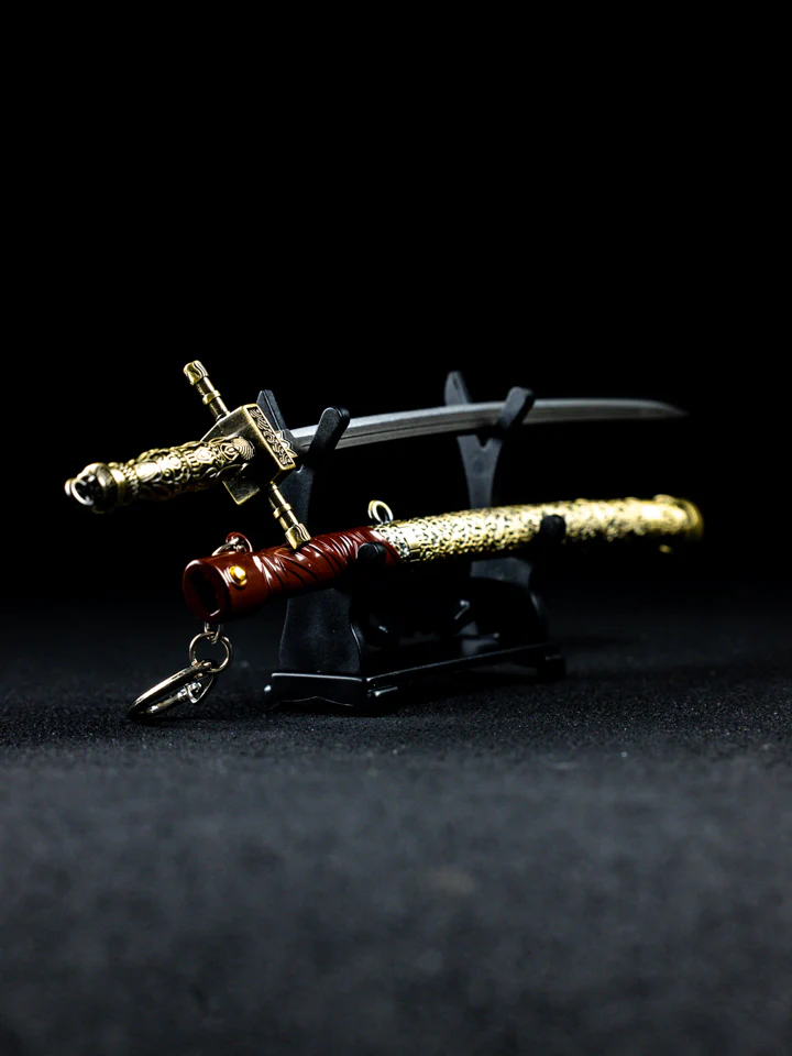 Bloodborne Chikage Keychain + Stand - Image 3