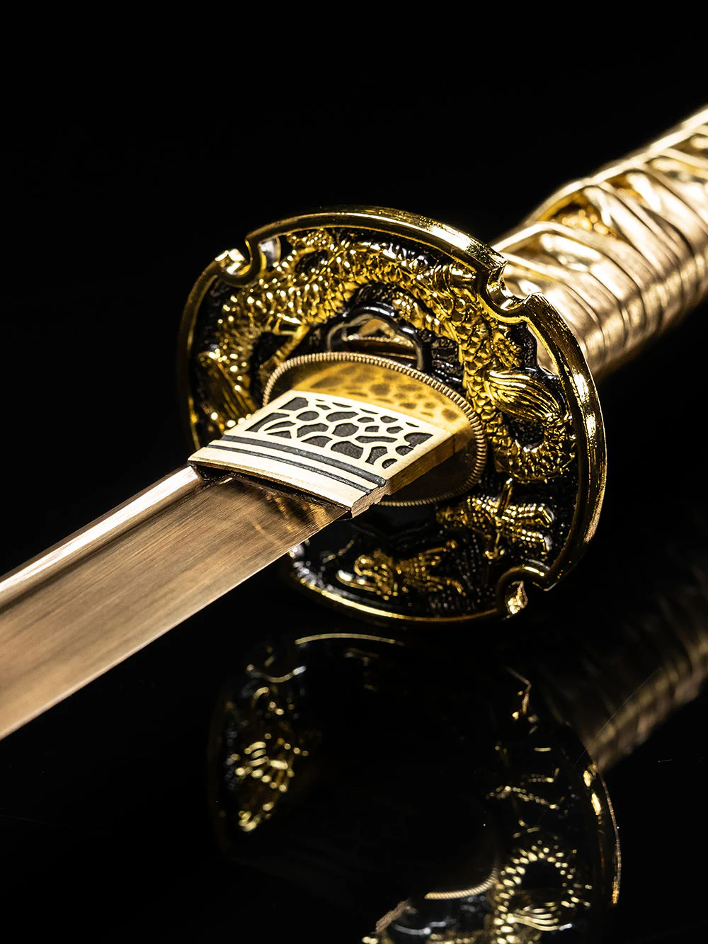 Gold Dragon Katana (1060 Carbon Steel) - Image 3