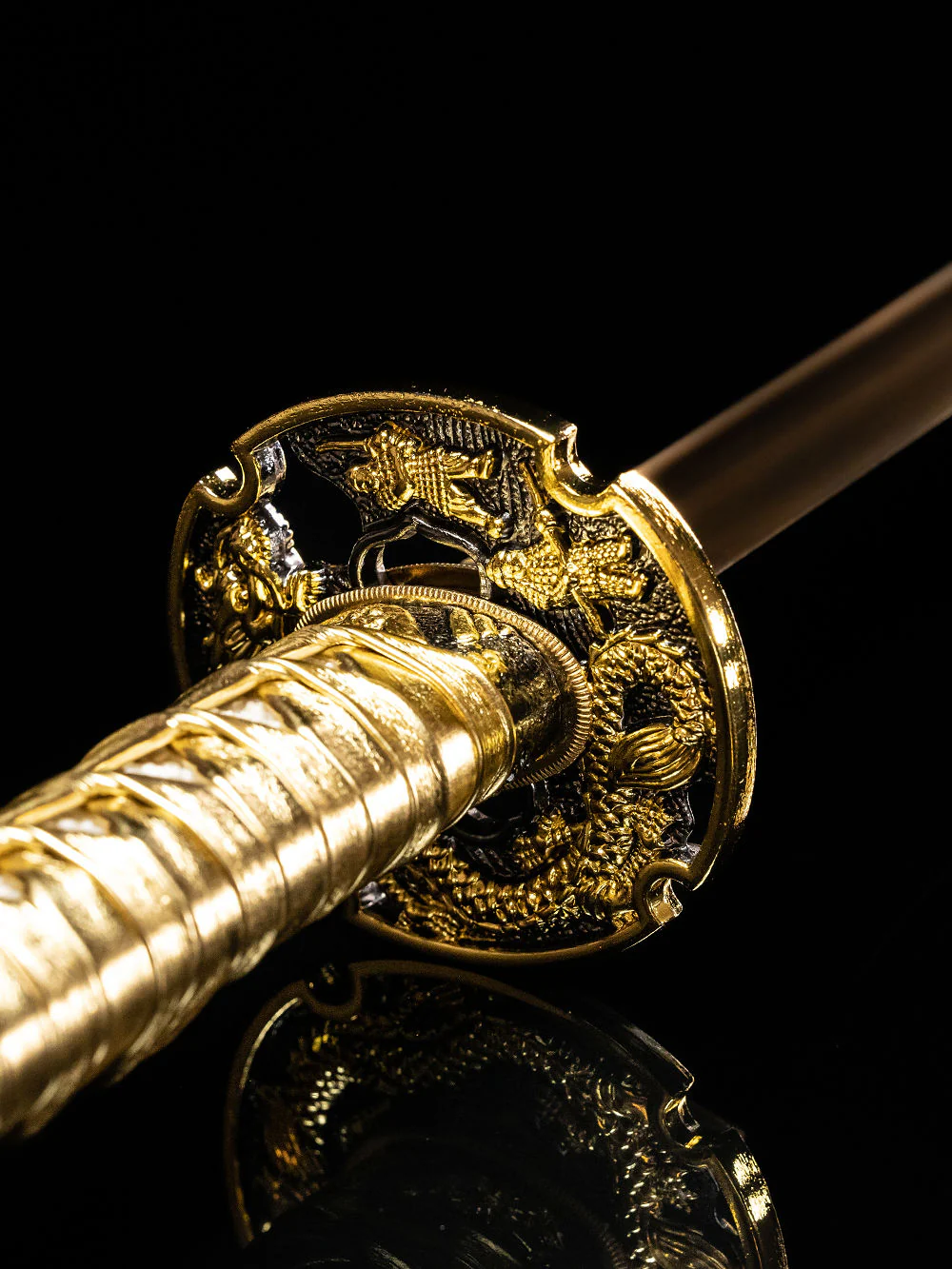 Gold Dragon Katana (1060 Carbon Steel) - Image 4