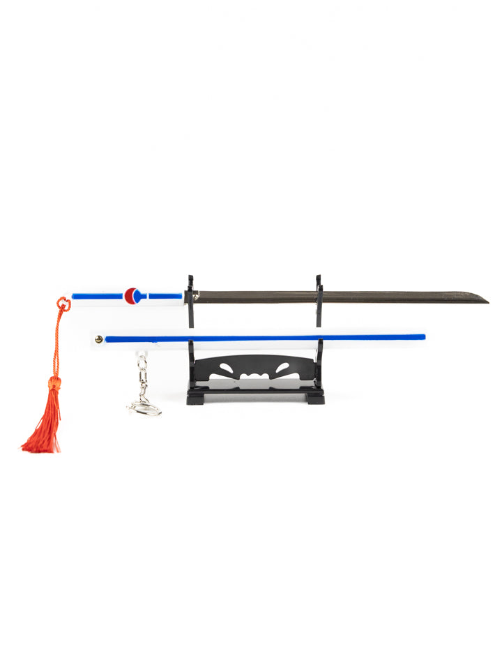 Sasuke Grass Cutter Keychain + Stand - Image 11
