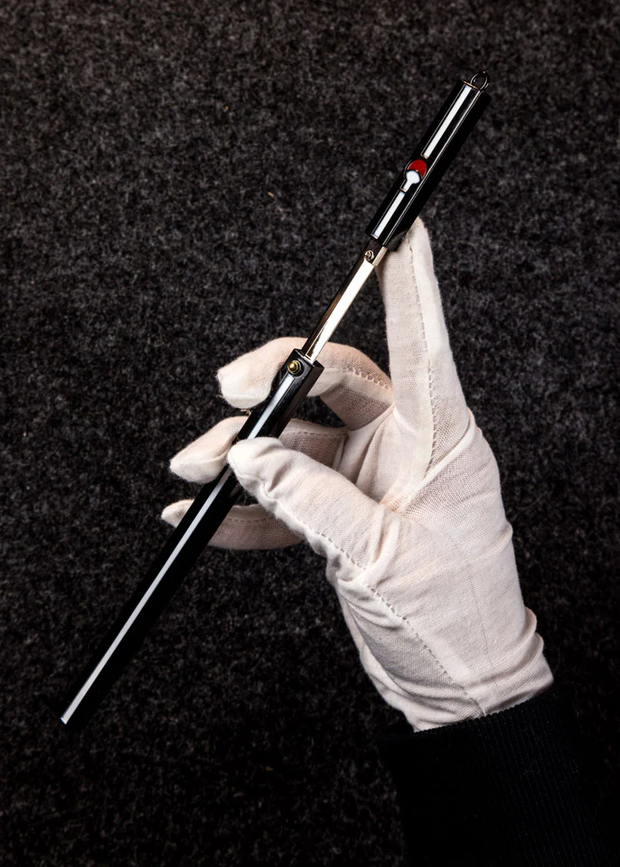 Sasuke Grass Cutter Keychain + Stand - Image 6