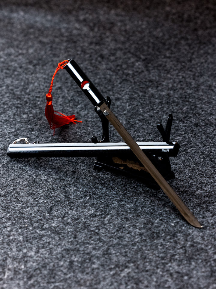 Sasuke Grass Cutter Keychain + Stand - Image 9