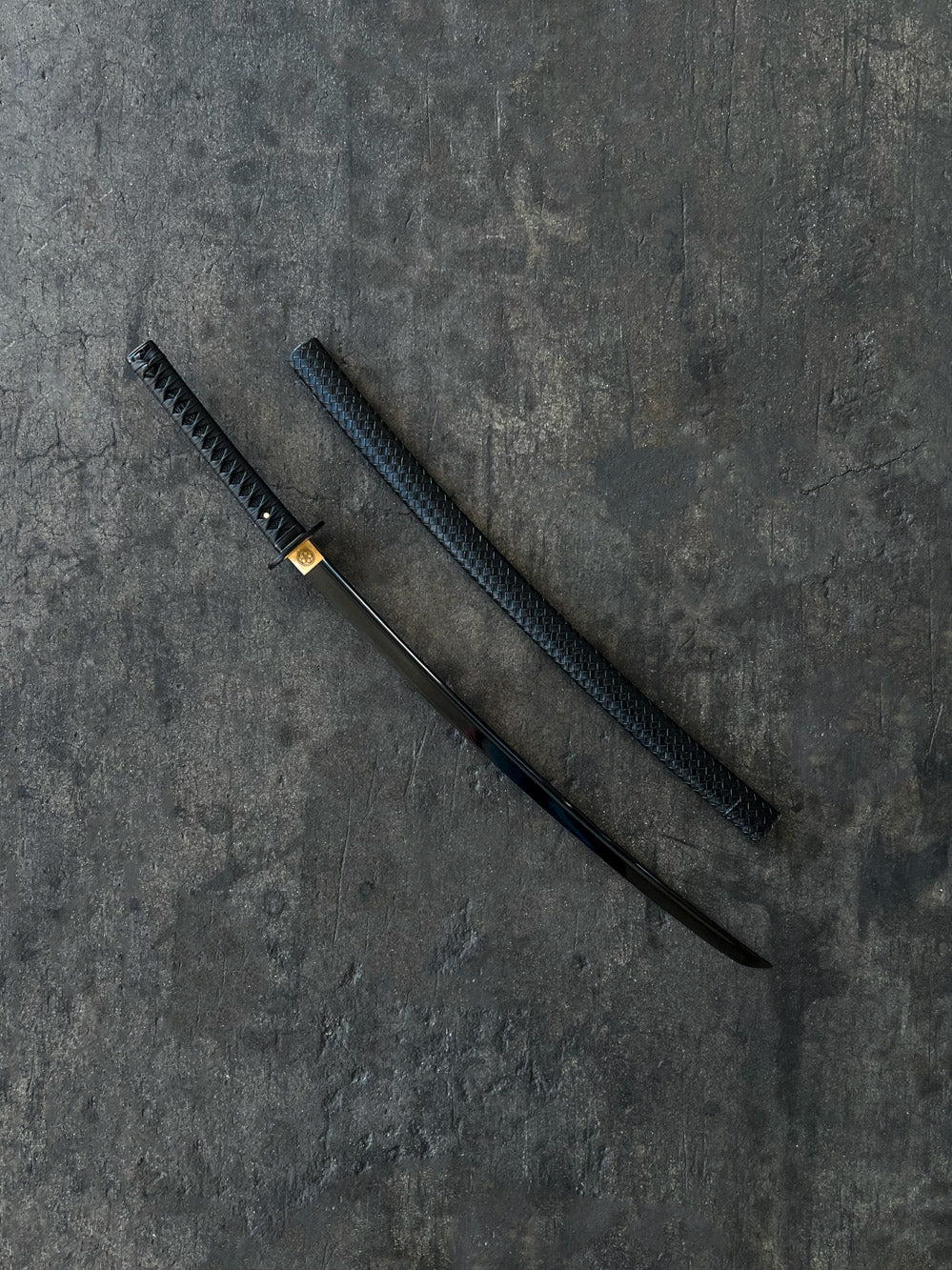 Obsidian Katana (1060 Carbon Steel) - Image 8
