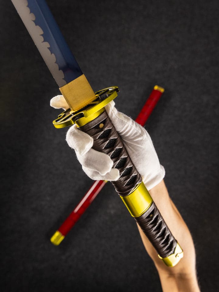 Battle-Ready Zoro's Sandai Kitetsu Katana (SHARP) - Image 5