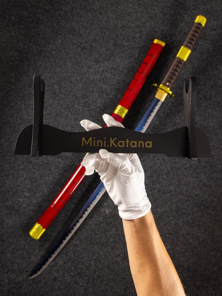 Battle-Ready Zoro's Sandai Kitetsu Katana (SHARP) - Image 8