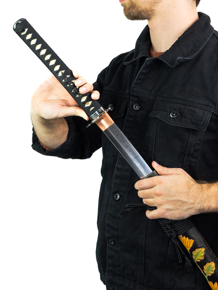 T8 Series Gilded Petals Katana - Image 4