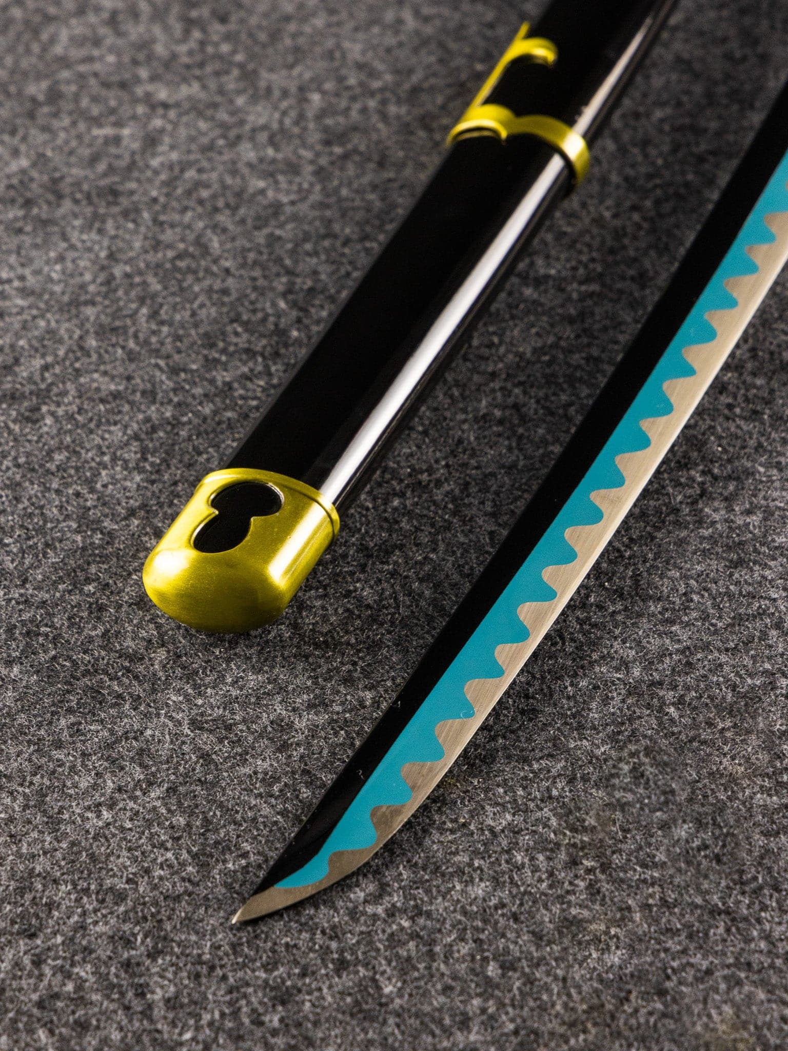Battle-Ready Zoro's Yubashiri Katana (SHARP) - Image 2